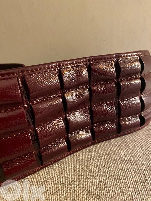 burgundy patent belt 3