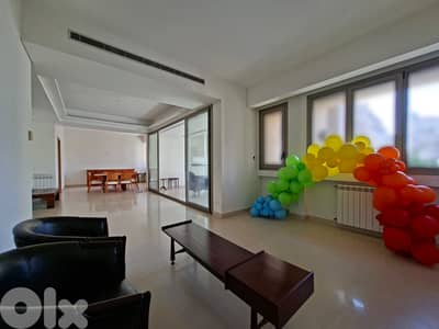 GMC121LG Apartment for rent in Achrafieh - شقة للإيجار في الأشرفية