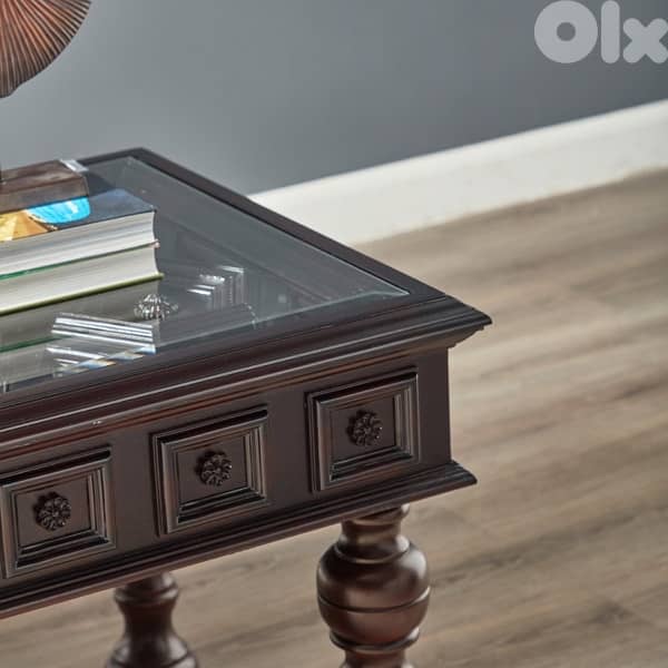 Imported Luxurious Table 3