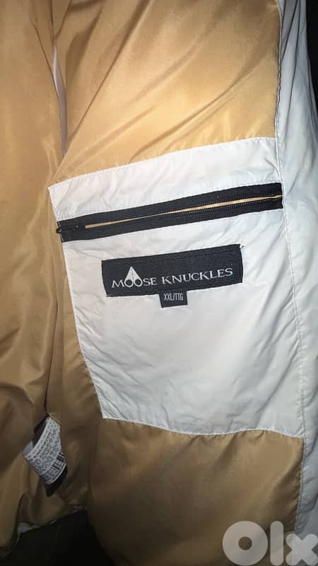 Moose Knuckles Maginot puffer jacket 4