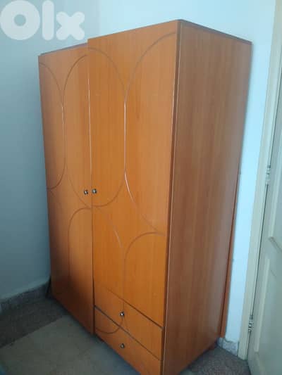closet خزانة