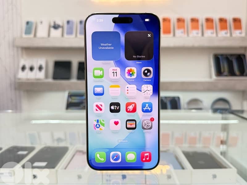 IPhone 16 pro max 256 Gb  super clean such new condition 1