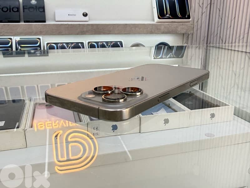 IPhone 16 pro max 256 Gb  super clean such new condition 2