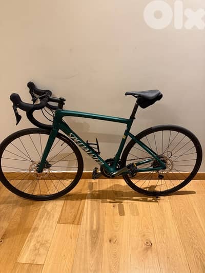 Specialized road bike: Tarmac SL6 - Shimano Tiagra