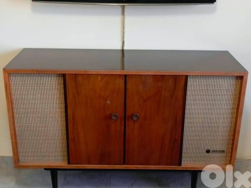 radio gramaphone Vintage 1