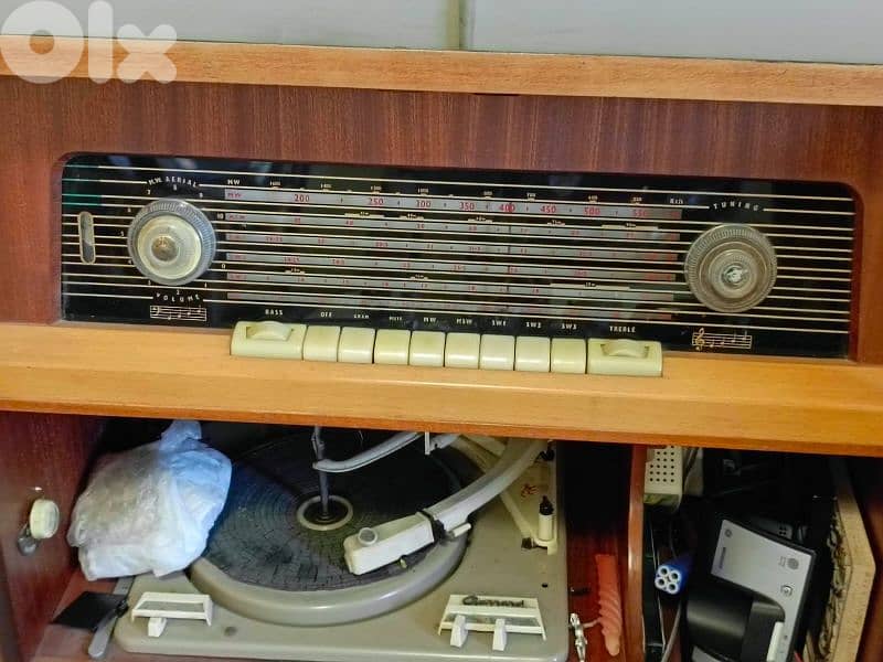 radio gramaphone Vintage 4