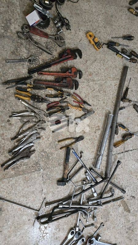 Car Mechanic Tools and Equipment 5