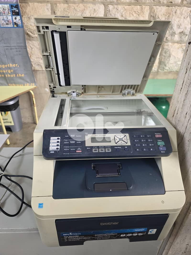 Brother MFC-9120CN multifunction color laser printer 2