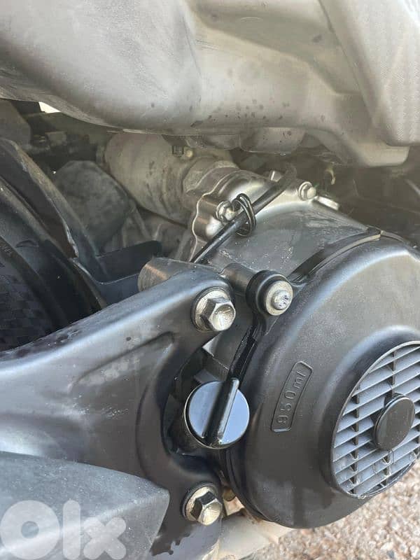 Suzuki adress V125 4