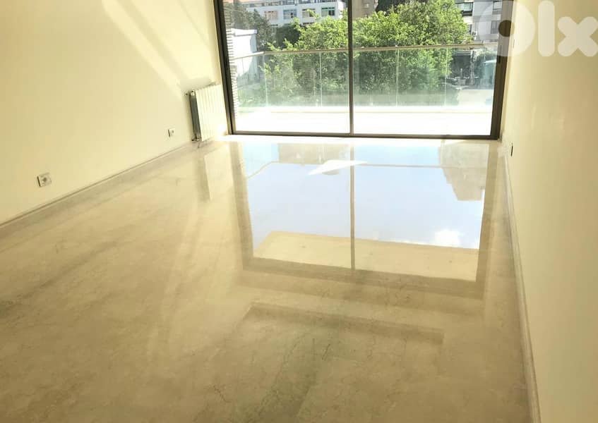 Building for sale in Hamra 5