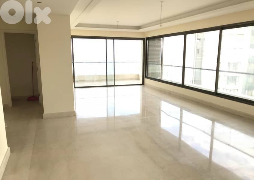 Building for sale in Hamra 8