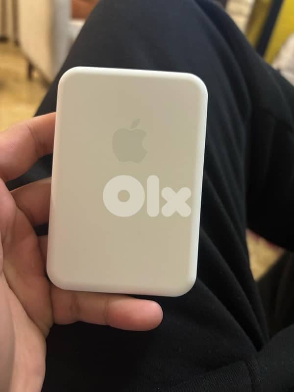magnetic power bank 1
