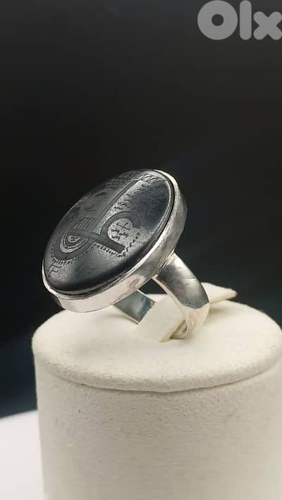 خاتم حديد صيني