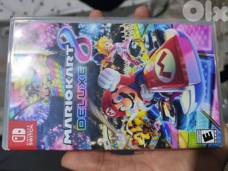 Switch Oled with Mario kart 8 deluxe 3