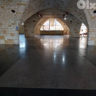 Showroom for Rent in Antelias  معرض للإيجار في أنطلياس