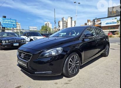 Volvo V40 2017
