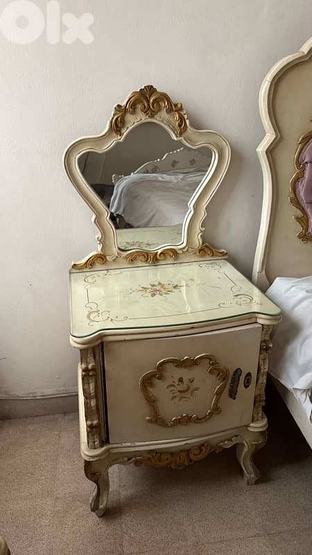 Antique Bedroom pieces (3 pieces) 1
