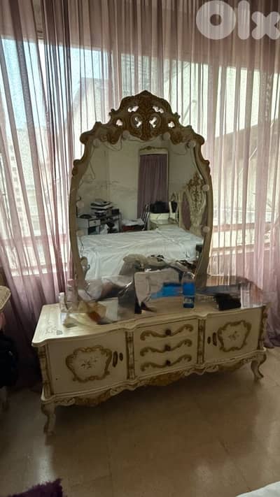 Antique Bedroom pieces (3 pieces)