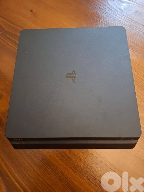 ps4 slim 500GB and VR bundle 3