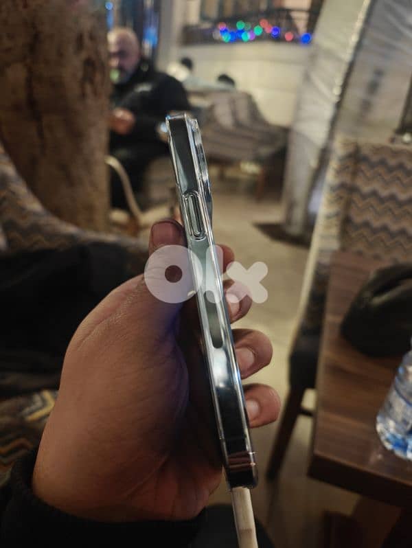 iphone 13 pro 256GB 4