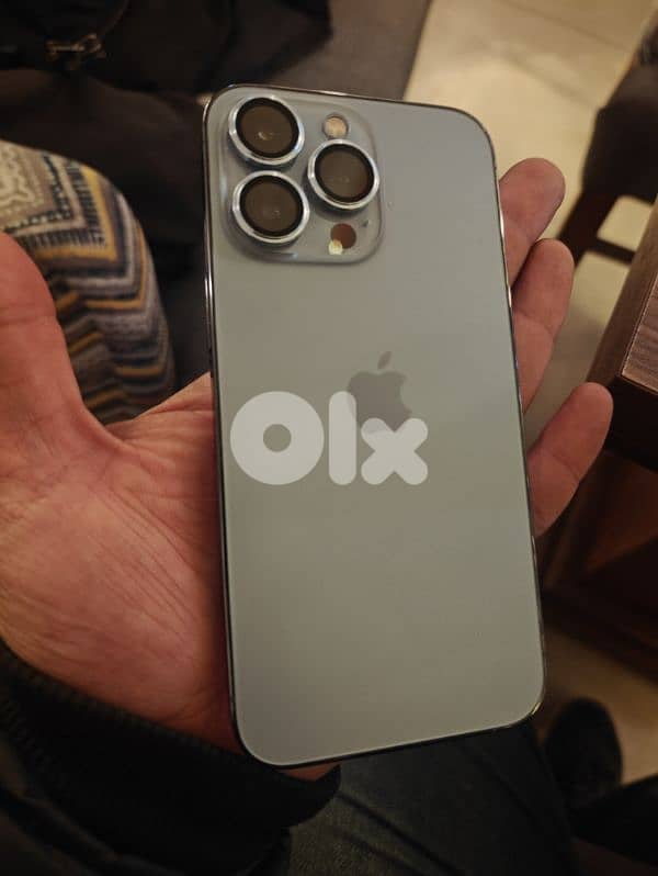 iphone 13 pro 256GB 7