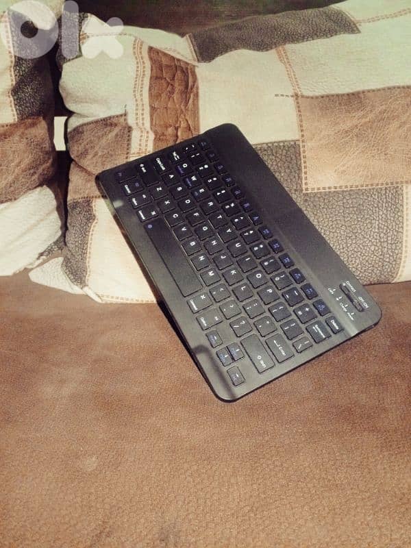 Bluetooth Keyboard + Mouse Set – Excellent Condition 3