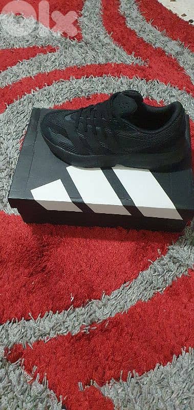 adidsd shoes for man light blaze