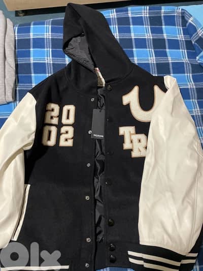 Brand new True Religion button-up coat, black, size L, with tags