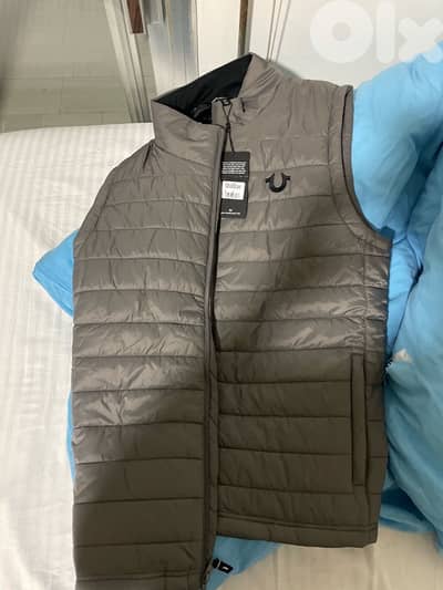 Brand new True Religion gilet  gray size L with tags — 100% authentic
