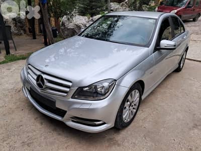 Mercedes-Benz C-Class 2009