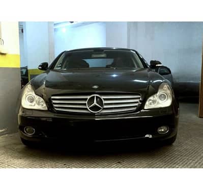 Mercedes-Benz 500 CLS mod  2006 super clean car as new