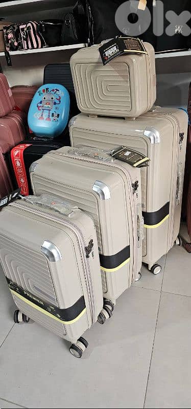 Premier Swiss Set 4 bags luggage suitcases 81539225 1