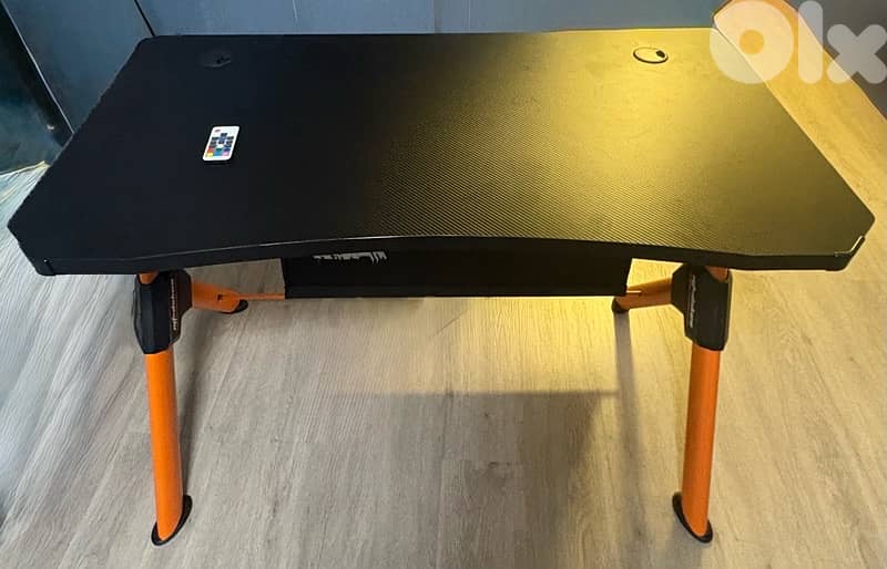 RGB Gaming desk 1