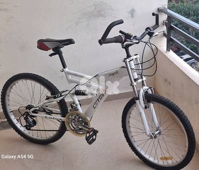 New Bike Lottus b 70 $