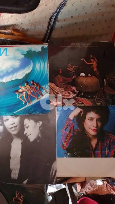 للبيع اسطوانات فونوغراف  بحالة جيدة