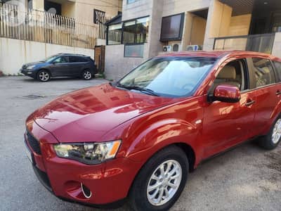 Mitsubishi Outlander 2012