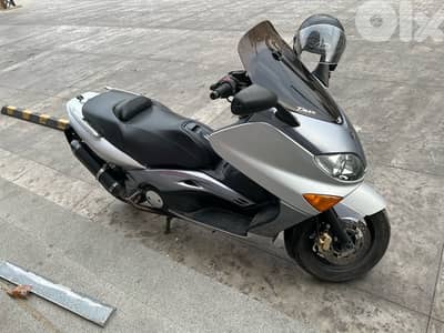 tmax 2005 full malossi kit and akrapovic full system