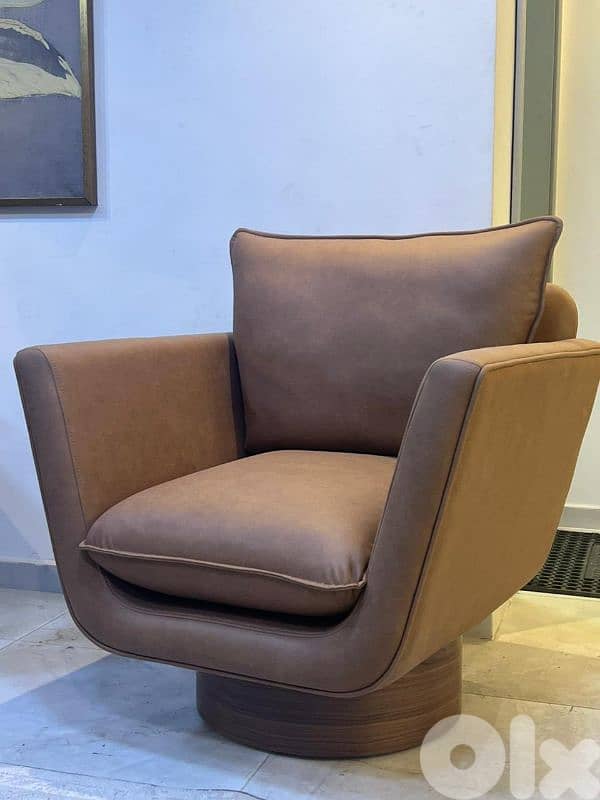 two high quality arm chairs for sale 2