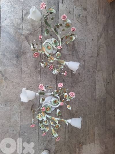 ابليك عدد٢ فخم ومميز فيرفورجي مع ورد بورسولان مميز ايطالي