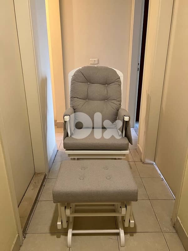 Rocking chair with leg rest 1