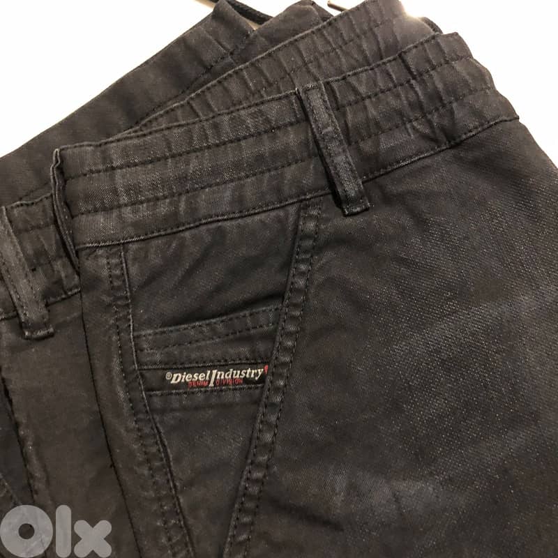 Diesel - TAPERED 2030 D-KROOLEY JOGGJEANS 09H05 size 32 16