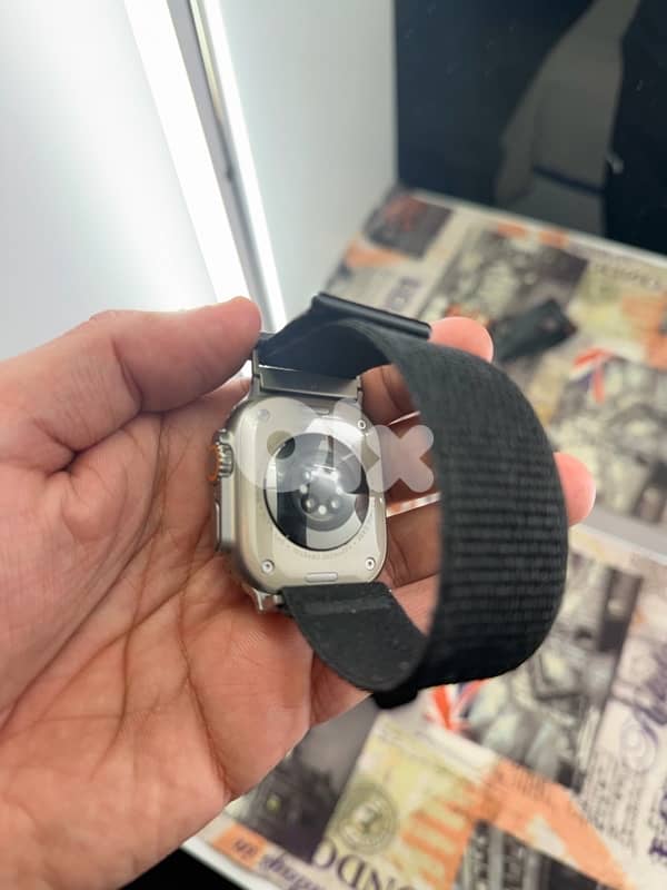 Apple watch ultra 1 3