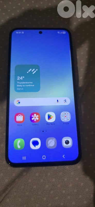 Samsung a36  like new 256gb storage 16 gb ram 3