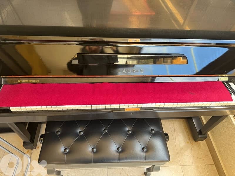 Piano Good Condition 1