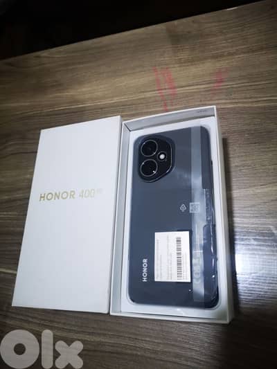 Honor 400 5G ( 24 Gb Ram 12+12 & 256 GB Memory) used one week