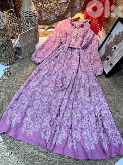 فستان نسواني