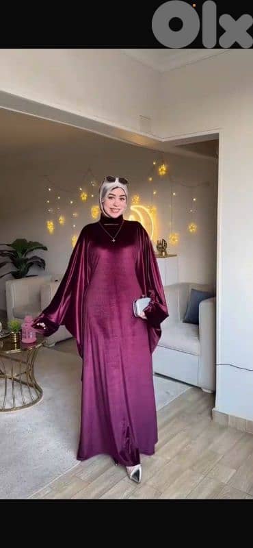 عباية فراشة مخمل