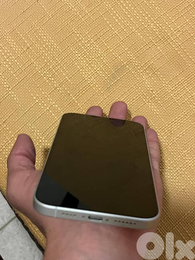 iPhone 16 plus open box battery 100% almost new 2