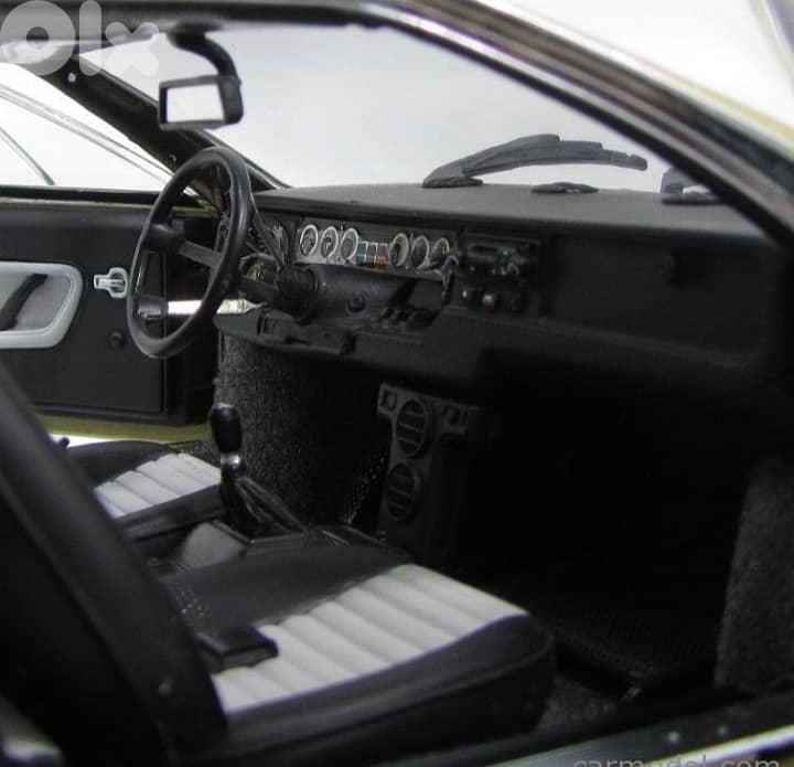 Lamborghini Urraco P250 1973 diecast car model 1;18 10