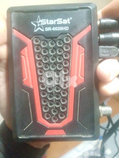 receiver مع صحن ديش و عين و كابل ستالايت